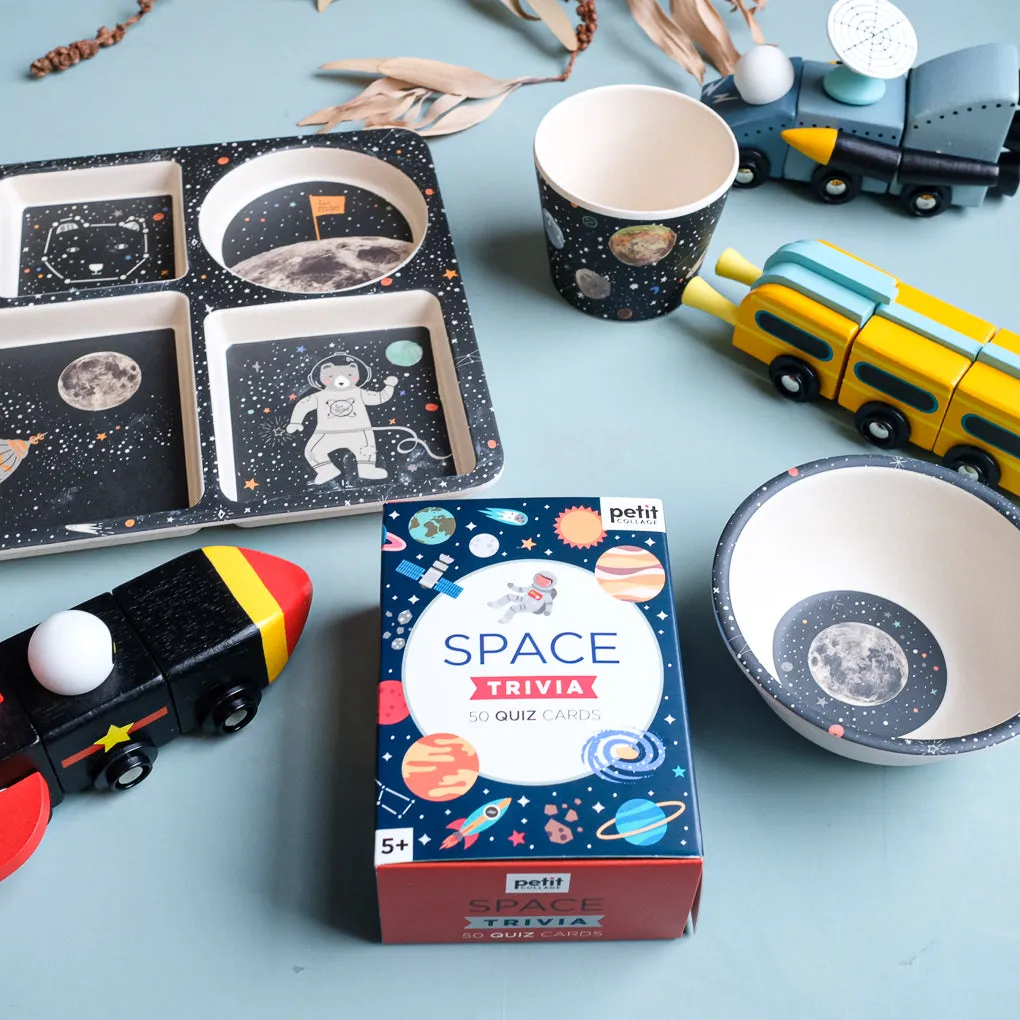 Petit Collage Trivia Card Space