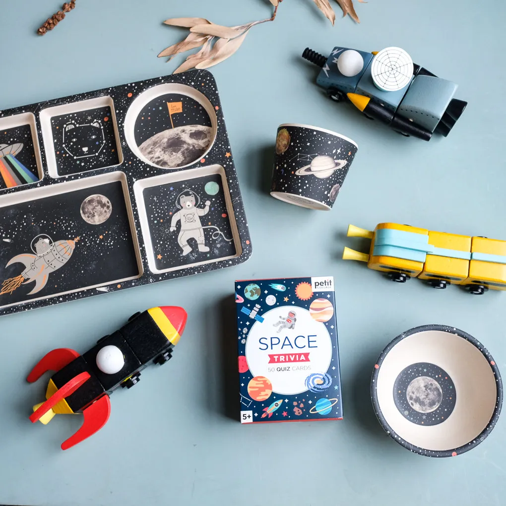 Petit Collage Trivia Card Space