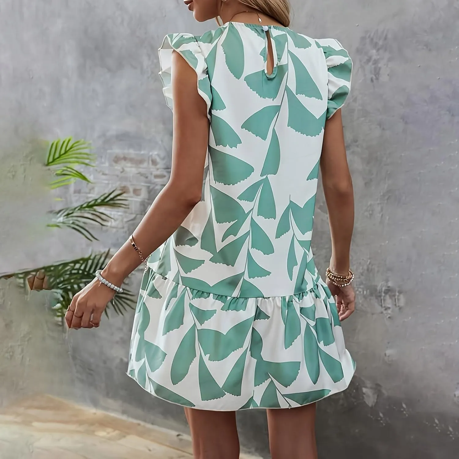 Women 2024 Summer Floral Dresses Outdoor Elegant Beach Vacation Dress Flutter Sleeve Ruffle Loose Casual Mini Sundress